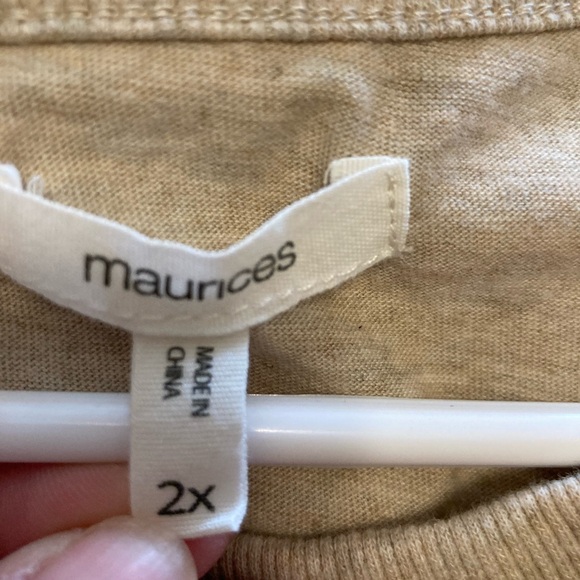 👚(bundle 4 items w/👚for $16) Tennessee T-shirt by Maurice’s - Picture 11 of 11